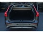 Volvo V60 B3 Inscription | Adaptive Cruise | Camera | Lighting-Pack | Verwarmbare Voorruit | Trekhaak | BLIS