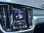 Volvo V60 2.0 T8 Twin Engine AWD R-Design l Pano l Elektrische Trekhaak l Elektrische Klep l NAP