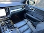 Volvo V60 2.0 T8 Twin Engine AWD R-Design l Pano l Elektrische Trekhaak l Elektrische Klep l NAP