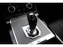 Land Rover Range Rover Evoque 1.5 P300e AWD R-Dynamic SE / Trekhaak / Panorama schuifdak / 360 Camera / NL Auto! / 51.651 km