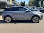 Land Rover Range Rover Evoque 1.5 P300e AWD R-Dynamic SE / Trekhaak / Panorama schuifdak / 360 Camera / NL Auto! / 51.651 km