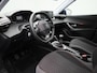 Peugeot 2008 1.2 PureTech Blue Lease Active | Achteruitrij Camera | Trekhaak | Apple Carplay / Android Auto | Cruise Controle |