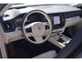 Volvo V60 T4 Momentum Pro 2.0 211PK | Camera | Memory | Leder | Pano | Stoelverwarming | Head-Up | Adaptive