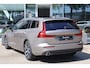 Volvo V60 T4 Momentum Pro 2.0 211PK | Camera | Memory | Leder | Pano | Stoelverwarming | Head-Up | Adaptive
