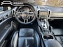 Porsche Cayenne 3.0 S E-Hybrid |Pano|Luchtvering|Lane assist|Comfort Seats|21 inch|Bose|Dealer/garage|