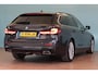 BMW 5-Serie Touring 520e Business Edition Plus | NAVI | PDC V+A | LEER | ELEKTR STOEL+KLEP | TREKHAAK INKL |