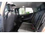 Nissan Ariya Advantage Edition Plus 91 kWh *Applecarplay& Androidauto*Stoelgeheugen*Stoelverwarming en Koeling*20inch velgen*Two-tonekleur*Naviagtie*Zeer complete uitvoering*