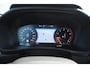 Volvo XC40 T4 190PK Automaat Momentum Pro Navigatie / Parkeersensoren Voor & achter / Parkeercamera achter / Semi Elek. wegklapbare trekhaak / Climate Control /  Getinte ramen vanaf de B-Stijl / Premium Audi Harman Kardon