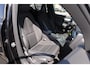 Volvo XC40 T4 190PK Automaat Momentum Pro Navigatie / Parkeersensoren Voor & achter / Parkeercamera achter / Semi Elek. wegklapbare trekhaak / Climate Control /  Getinte ramen vanaf de B-Stijl / Premium Audi Harman Kardon
