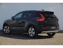 Volvo XC40 T4 190PK Automaat Momentum Pro Navigatie / Parkeersensoren Voor & achter / Parkeercamera achter / Semi Elek. wegklapbare trekhaak / Climate Control /  Getinte ramen vanaf de B-Stijl / Premium Audi Harman Kardon