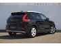 Volvo XC40 T4 190PK Automaat Momentum Pro Navigatie / Parkeersensoren Voor & achter / Parkeercamera achter / Semi Elek. wegklapbare trekhaak / Climate Control /  Getinte ramen vanaf de B-Stijl / Premium Audi Harman Kardon
