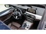 BMW 5-Serie M550i xDrive High Executive | Massage | Bowers & Wilkins | Schuifdak | Head-up | M Onderstel Professional | Stoelventilatie