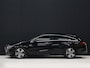 Mercedes-Benz CLA Shooting Brake 200 Business Solution Luxury [CARPLAY, CRUISE CONTROL,SCHUIFKANTELDAK,  SFEERVERLICHTING, DIGITAL DASH, TREKHAAK, MEMORY SEATS, STOELVERWARMING, CAMERA + PDC, MERCEDES-BENZ KOPLAMPEN, VOL LEDER, NAVIGATIE, NIEUWSTAAT]