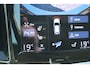 Volvo V60 2.0 B3 Momentum Advantage | Adaptieve Cruise Control | Stoel-/Stuur-/Voorruitverwarming | Dodehoek detectie | Parkeercamera | Navigatie | Apple CarPlay & Android Auto | Trekhaak |