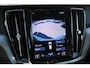 Volvo V60 2.0 B3 Momentum Advantage | Adaptieve Cruise Control | Stoel-/Stuur-/Voorruitverwarming | Dodehoek detectie | Parkeercamera | Navigatie | Apple CarPlay & Android Auto | Trekhaak |