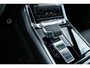 Audi Q8 55 TFSI e quattro S-Line S Facelift SQ8 style RS rood stiksel/gordels....