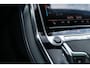 Audi Q8 55 TFSI e quattro S-Line S Facelift SQ8 style RS rood stiksel/gordels....