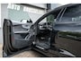 Audi Q8 55 TFSI e quattro S-Line S Facelift SQ8 style RS rood stiksel/gordels....