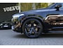 Volvo XC90 2.0 T8 Recharge AWD Ultimate Dark | Black Pack | Full Option | Luchtvering | Bowers&Wilkins | Trekhaak | Pilot Assist | 22" Velgen