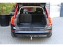 Volvo XC90 2.0 T8 Recharge AWD Ultimate Dark | Black Pack | Full Option | Luchtvering | Bowers&Wilkins | Trekhaak | Pilot Assist | 22" Velgen