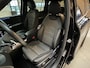 Mercedes-Benz GLB 250 AMG Line 224 PK / Incl BTW / Automaat / Panoramadak / AMG Leder Sport Stoel Pakket / 19" LM Velgen / Apple Carplay / Navigatie / Camera / LED / 1e Eigenaar!