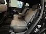 Mercedes-Benz GLB 250 AMG Line 224 PK / Incl BTW / Automaat / Panoramadak / AMG Leder Sport Stoel Pakket / 19" LM Velgen / Apple Carplay / Navigatie / Camera / LED / 1e Eigenaar!