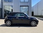 MINI Cooper Cabrio 1.6 | Leder/Clima/Cruise/17"/Windscherm/PDC/Apple CarPlay-Android Auto