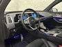 Mercedes-Benz EQC 400 4MATIC AMG-Line 80 kWh | 360 Camera | Distronic + | Schuifdak | Burmester | Keyless-Go | Trekhaak | Memory | Carbon | Zwarte Sierlijsten | Sfeerverlichting | Carplay | Getint Glas | Widescreen | LED | 19'' |