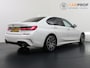 BMW 3-Serie 320i High Executive M-Pakket | Camera | Navigatie | Dealer onderhouden