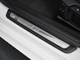 BMW 3-Serie 320i High Executive M-Pakket | Camera | Navigatie | Dealer onderhouden