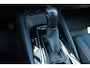 Toyota Corolla Touring Sports 1.8 Hybrid Dynamic Bi-Tone Limited, Elek Achterklep, Stoel & Stuur verwarming, 17" velgen, Apple Carplay/Android Auto!