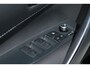 Toyota Corolla Touring Sports 1.8 Hybrid Dynamic Bi-Tone Limited, Elek Achterklep, Stoel & Stuur verwarming, 17" velgen, Apple Carplay/Android Auto!