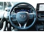 Toyota Corolla Touring Sports 1.8 Hybrid Dynamic Bi-Tone Limited, Elek Achterklep, Stoel & Stuur verwarming, 17" velgen, Apple Carplay/Android Auto!