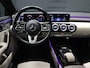 Mercedes-Benz A-klasse 250 e Business Solution Luxury Limited [CRUISE CONTROL, DIGITAL DASH ,CAMERA + PDC, SCHUIFKANTELDAK, SFEERVERLICHTING, CARPLAY, STOELVERWARMING, MEMORY SEATS, VOL LEDER, FLIPPERS, NAVIGATIE, NIEUWSTAAT]