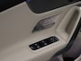 Mercedes-Benz A-klasse 250 e Business Solution Luxury Limited [CRUISE CONTROL, DIGITAL DASH ,CAMERA + PDC, SCHUIFKANTELDAK, SFEERVERLICHTING, CARPLAY, STOELVERWARMING, MEMORY SEATS, VOL LEDER, FLIPPERS, NAVIGATIE, NIEUWSTAAT]