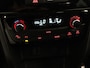 Suzuki Vitara 1.4 Boosterjet Select Smart Hybrid - ORIGINEEL NEDERLANDSE AUTO - AFNEEMBARE TREKHAAK - TREKGEWICHT 1500 KG!!! - NAVIGATIE - DODEHOEK DETECTIE - TWO TONE LAK - CLIMATE CONTROL - VOORSTOELEN VERWARMD