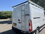 Renault Master T28 2.3 dCi 135 L1H1 Work Edition TREKHAAK / PARKEERSENSOREN VOOR, ACHTER + CAMERA / AIRCO / NAVIGATIE / CRUISE CONTROLE.