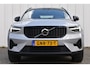 Volvo XC40 B4 Plus Dark | Blis | Trekhaak | Stoel met geheugen | Stuur&Stoel verwarming |