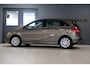 Mercedes-Benz B-klasse 200 Ambition *Slechts 135dkm* |Navi/Trekhaak/156pk| Prachtige Auto