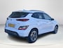 Hyundai Kona Electric EV Fashion 64 kWh |Apple carplay| Trekhaak afneembaar| All Seasonbanden| Climate control| Navigatiesysteem|