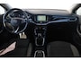 Opel Astra Sports Tourer 1.2 Business Elegance 131PK Trekhaak Keyless Navigatie Achteruitrijcamera Carplay Android Clima Cruise 16 inch LMV Parkeersensor