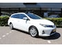 Toyota Auris Touring Sports 1.8 Hybrid Lease Edition | Rijklaar | Trekhaak | Panoramadak | Cruise | Clima | Camera | NL-auto