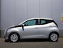 Toyota Aygo 1.0 VVT-i x-play Automaat | Navigatie | Cruise | NAP | Airco