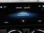 Mercedes-Benz A-klasse 180 d Business Solution AMG | Panoramadak | AMG Line | Stoelverwarming | Apple Carplay | Achteruitrijcamera | Full LED | Navigatie | Cruise Control | LMV 18