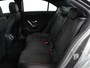 Mercedes-Benz A-klasse 180 d Business Solution AMG | Panoramadak | AMG Line | Stoelverwarming | Apple Carplay | Achteruitrijcamera | Full LED | Navigatie | Cruise Control | LMV 18