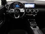 Mercedes-Benz A-klasse 180 d Business Solution AMG | Panoramadak | AMG Line | Stoelverwarming | Apple Carplay | Achteruitrijcamera | Full LED | Navigatie | Cruise Control | LMV 18