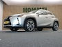 Lexus UX 250h Preference Line - ORIGINEEL NEDERLANDSE AUTO - APPLE CARPLAY/ANDROID AUTO - ADAPTIEVE CRUISE CONTROL - DODEHOEKDETECTIE - KEYLESS ENTRY/START - LICHTMETALEN VELGEN 18'INCH - PARKEERSENSOREN VOOR EN ACHTER - LED LAMPEN VOOR EN ACHTER