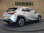 Lexus UX 250h Preference Line - ORIGINEEL NEDERLANDSE AUTO - APPLE CARPLAY/ANDROID AUTO - ADAPTIEVE CRUISE CONTROL - DODEHOEKDETECTIE - KEYLESS ENTRY/START - LICHTMETALEN VELGEN 18'INCH - PARKEERSENSOREN VOOR EN ACHTER - LED LAMPEN VOOR EN ACHTER