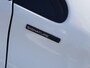 Peugeot 208 1.2 Puretech 82pk Signature Navigatie | Apple Carplay & Android Auto | Cruise control | AIRCO | Parkeersensoren | Bluetooth bellen & muziekstreaming