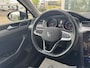 Volkswagen Passat Variant 1.5 TSI Business 150pk Navigatie / Stoelverwarming / Trekhaak
